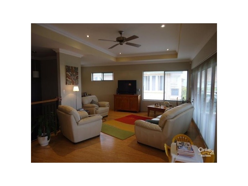 1/5 Bell Street, Rockingham WA 6168