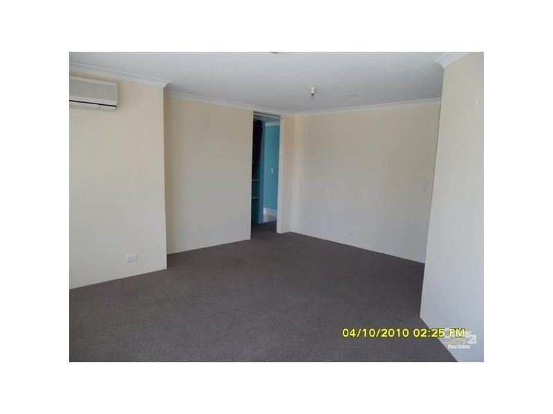 2 Bunda Place, Waikiki WA 6169