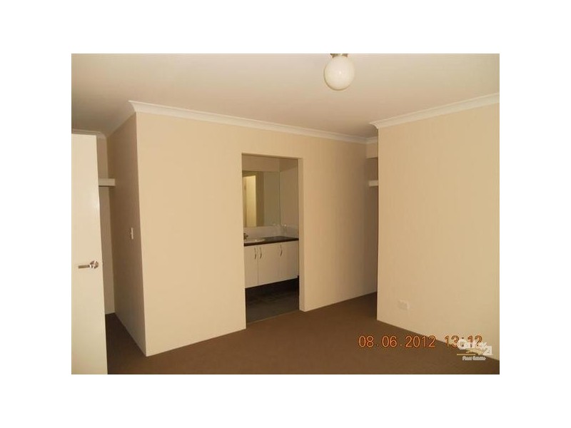 16 Hayeswater Crescent, Waikiki WA 6169