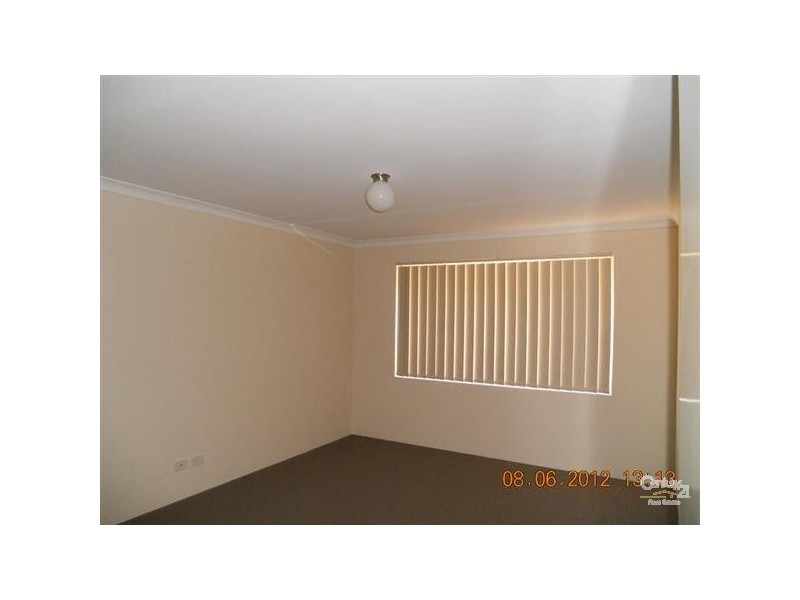 16 Hayeswater Crescent, Waikiki WA 6169