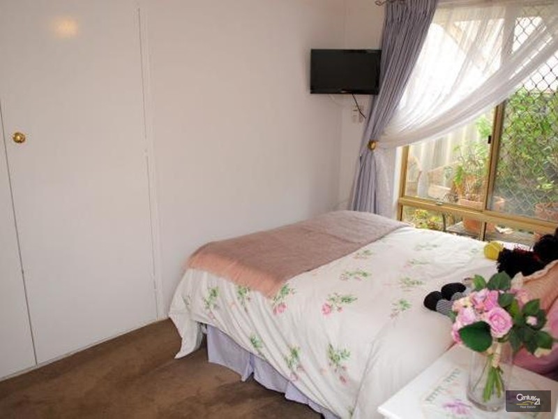 17 St Tropez Court, Port Kennedy WA 6172