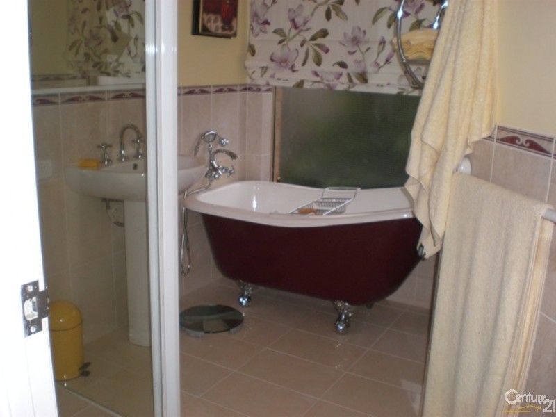 17 St Tropez Court, Port Kennedy WA 6172