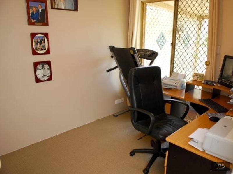 17 St Tropez Court, Port Kennedy WA 6172