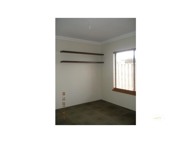 13 Blue Wren Gardens, Coodanup WA 6210