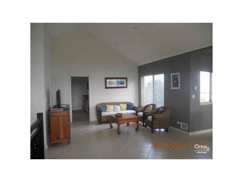 8 Weld Street, Rockingham WA 6168