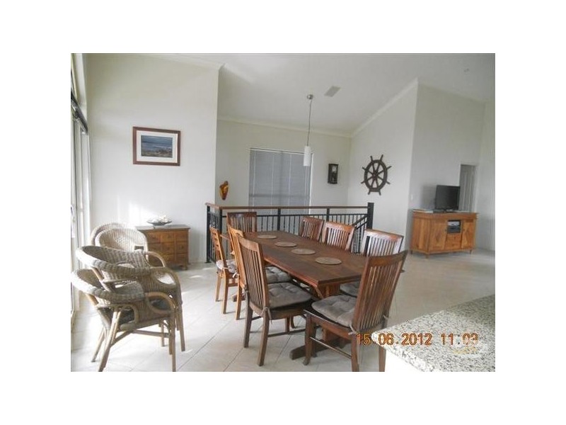 8 Weld Street, Rockingham WA 6168