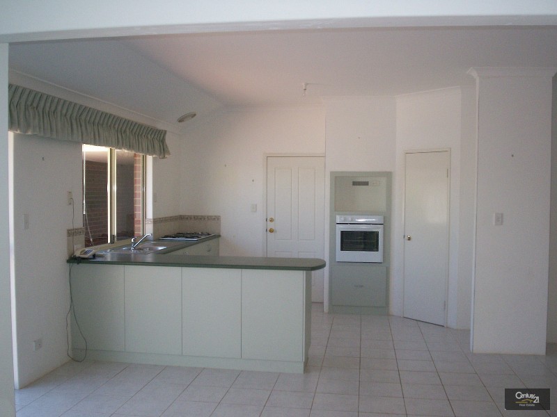 26 Seawind Drive, Rockingham WA 6168