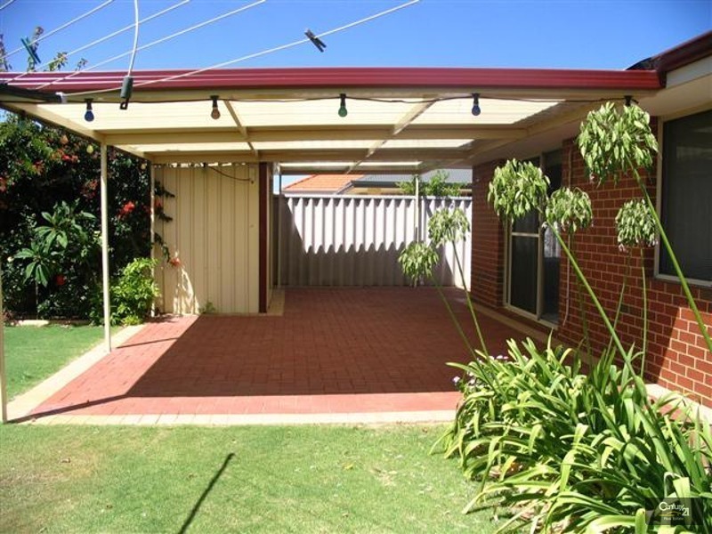 26 Seawind Drive, Rockingham WA 6168