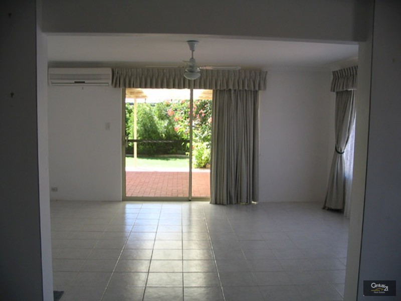 26 Seawind Drive, Rockingham WA 6168