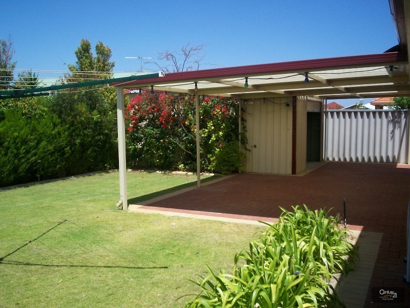 26 Seawind Drive, Rockingham WA 6168