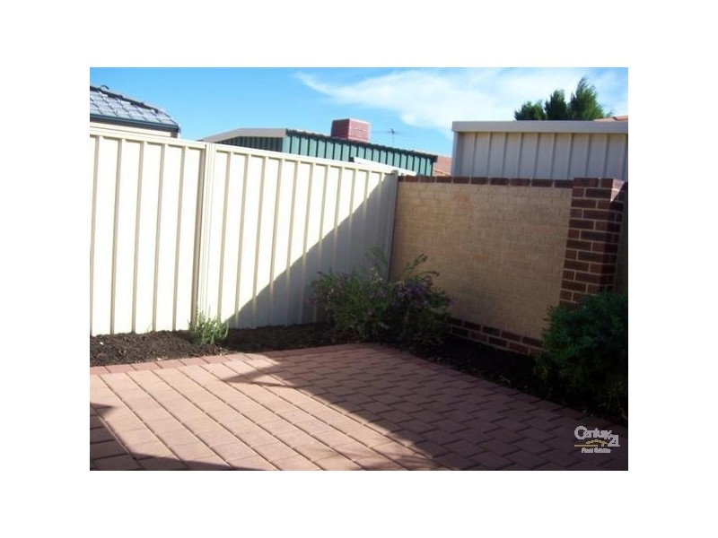 6/21 LaManche Avenue, Port Kennedy WA 6172