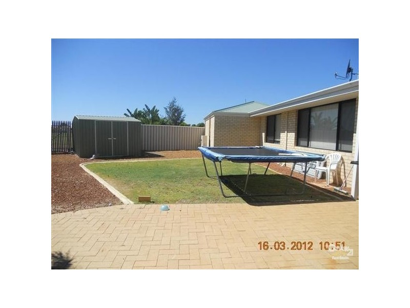 15 St Raphael Crescent, Port Kennedy WA 6172