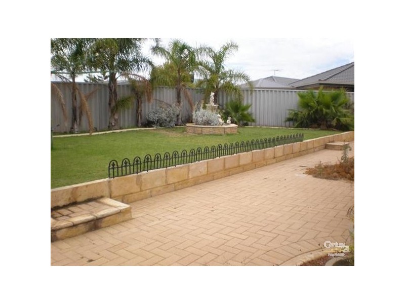 15 St Raphael Crescent, Port Kennedy WA 6172