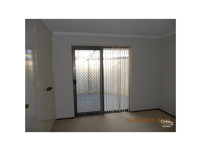 10 Ocean Place, Waikiki WA 6169