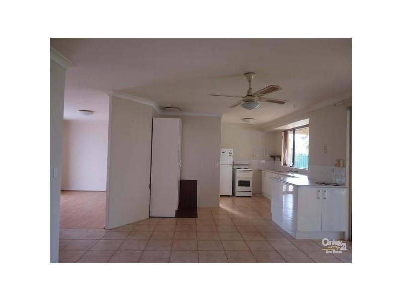 8 Knowle Way, Warnbro WA 6169