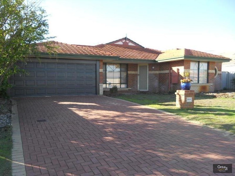18 Silvertop Circle, Warnbro WA 6169