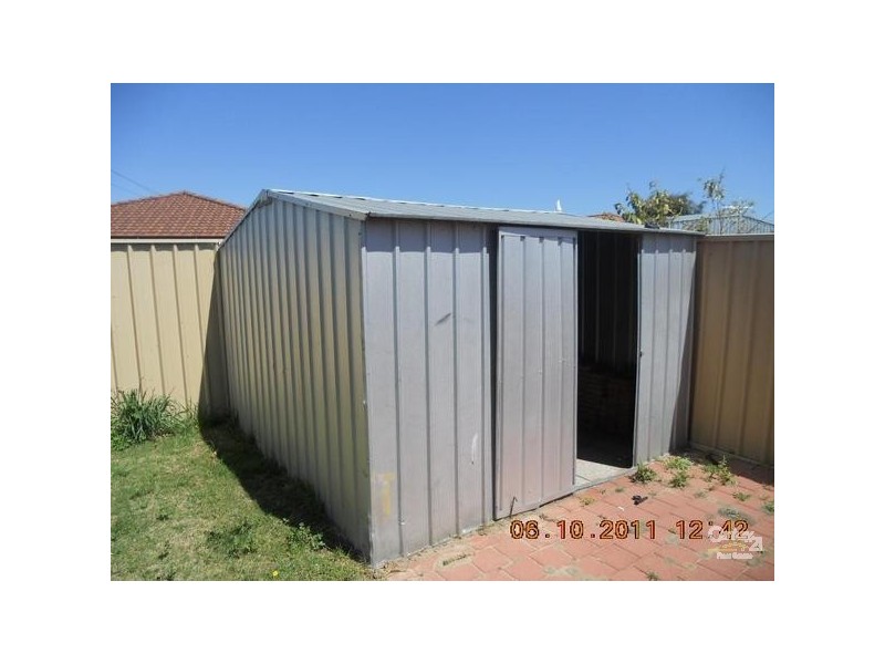 10 Narbonne Gardens, Port Kennedy WA 6172