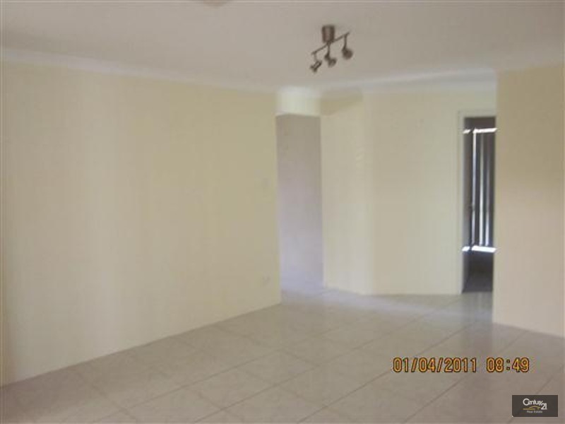 10 Jean Pierre Drive, Warnbro WA 6169