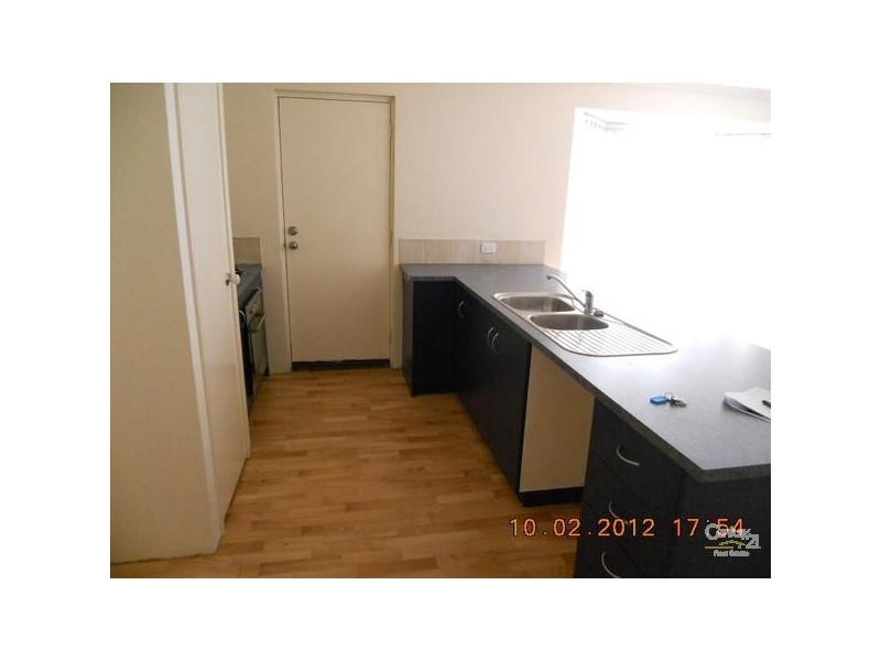 7 Seaspray Place, Waikiki WA 6169