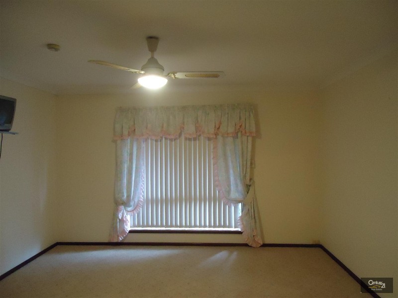 10 Andromeda Street, Rockingham WA 6168