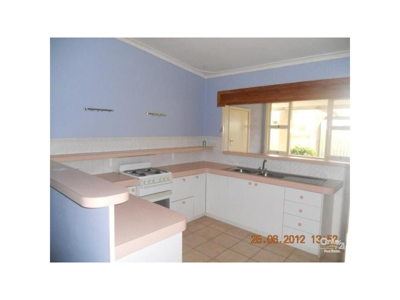 9B Bay View Street, Rockingham WA 6168
