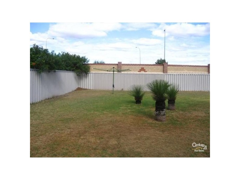 24 Concordia Way, Rockingham WA 6168