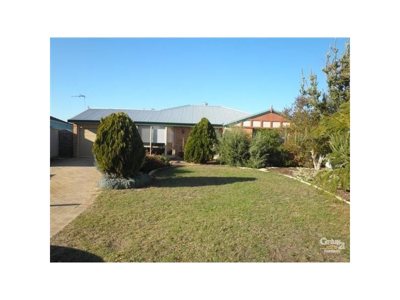 14 Bandera Close, Warnbro WA 6169