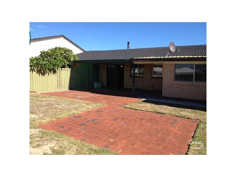 7 Short Street, Safety Bay WA 6169
