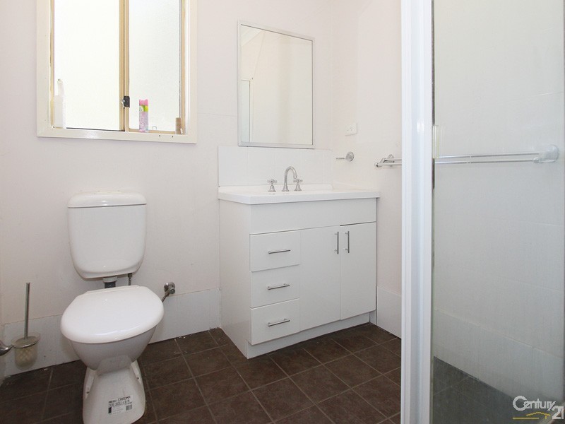 18 Swamp Gum Road, Oakford WA 6121