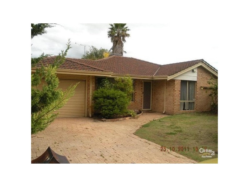 44 Rand Avenue, Waikiki WA 6169