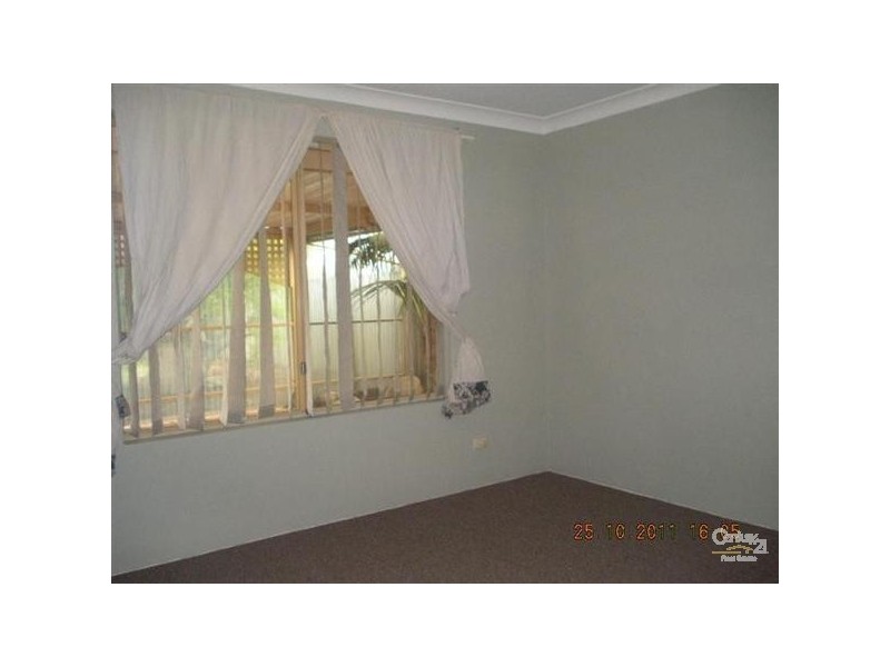 44 Rand Avenue, Waikiki WA 6169