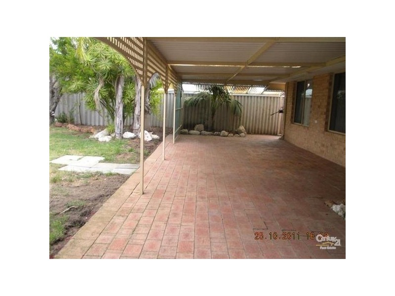 44 Rand Avenue, Waikiki WA 6169