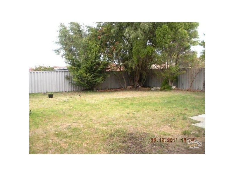 44 Rand Avenue, Waikiki WA 6169