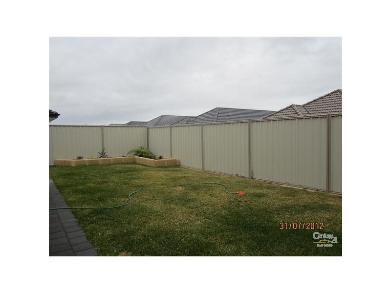 4 Lastovo Lane, Secret Harbour WA 6173