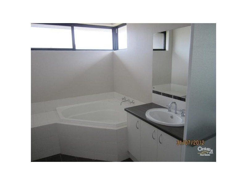 4 Lastovo Lane, Secret Harbour WA 6173