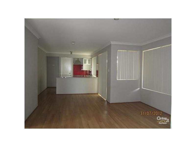 2/25 Penang Loop, Warnbro WA 6169