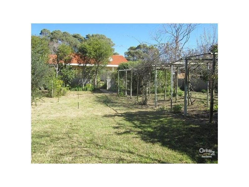 210 Safety Bay Road, Safety Bay WA 6169