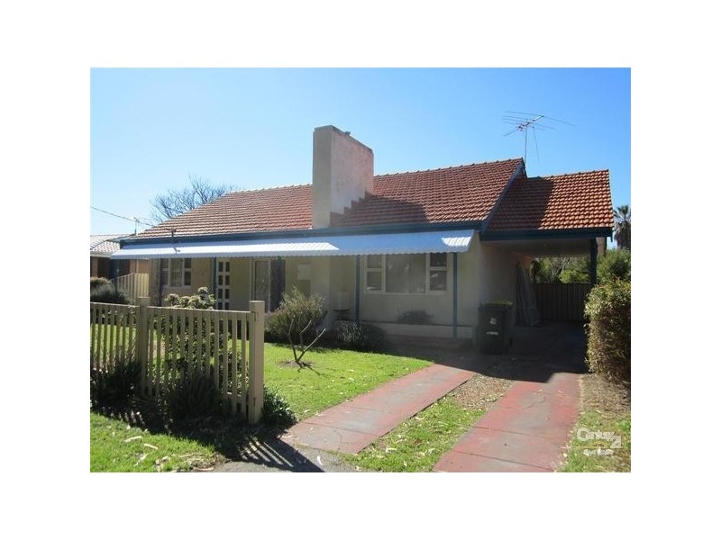 210 Safety Bay Road, Safety Bay WA 6169