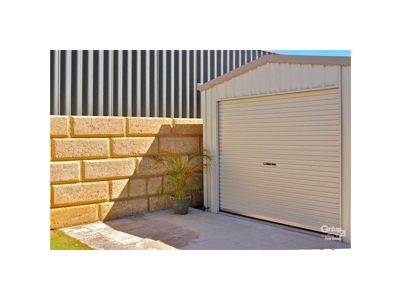 24 Salton Street, Secret Harbour WA 6173