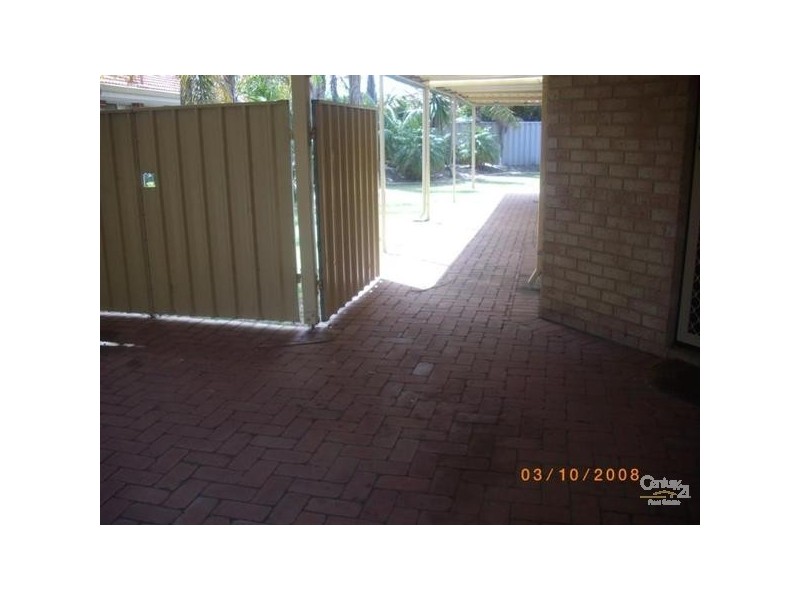 22 Kentia Close, Warnbro WA 6169