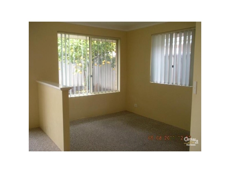 3/6 Dowling Street, Rockingham WA 6168