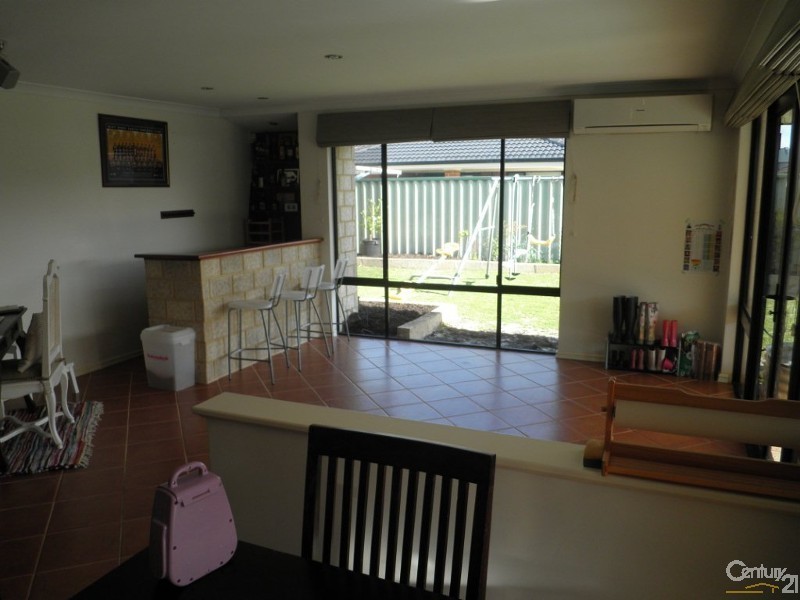 74 Baltimore Gardens, Port Kennedy WA 6172