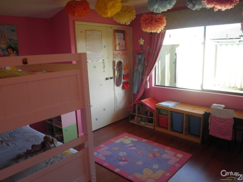 74 Baltimore Gardens, Port Kennedy WA 6172