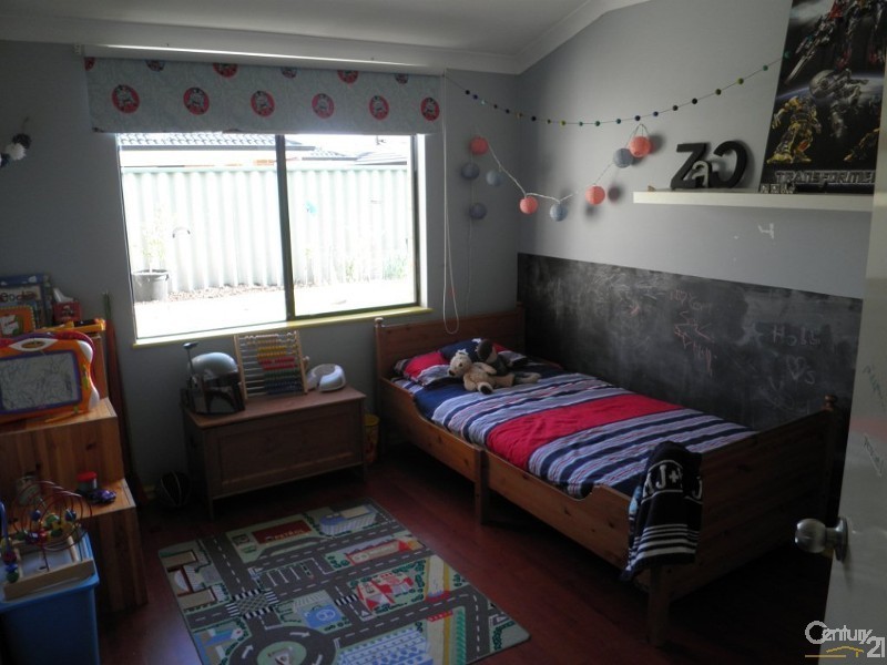 74 Baltimore Gardens, Port Kennedy WA 6172