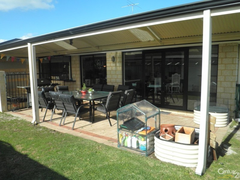 74 Baltimore Gardens, Port Kennedy WA 6172