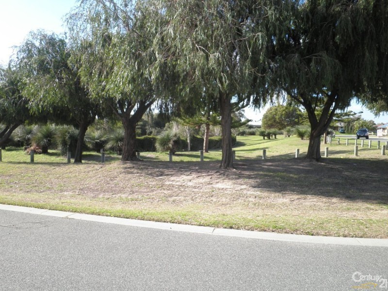 74 Baltimore Gardens, Port Kennedy WA 6172