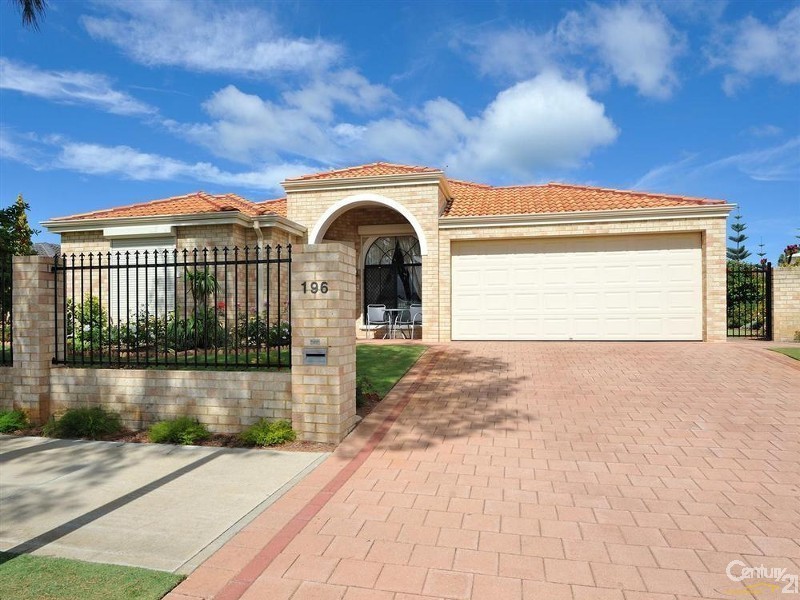 196 Fendam Street, Warnbro WA 6169