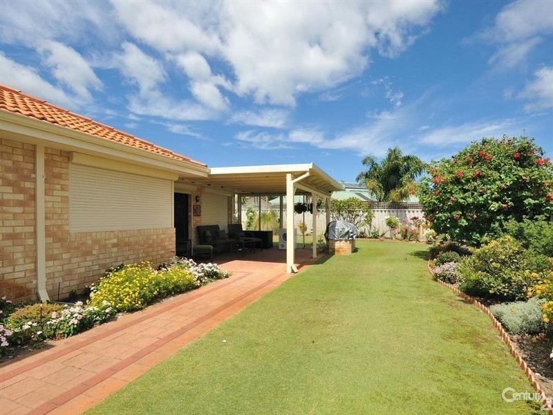 196 Fendam Street, Warnbro WA 6169