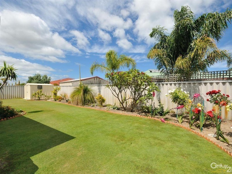 196 Fendam Street, Warnbro WA 6169