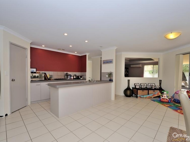 12 Osprey Vista, Rockingham WA 6168